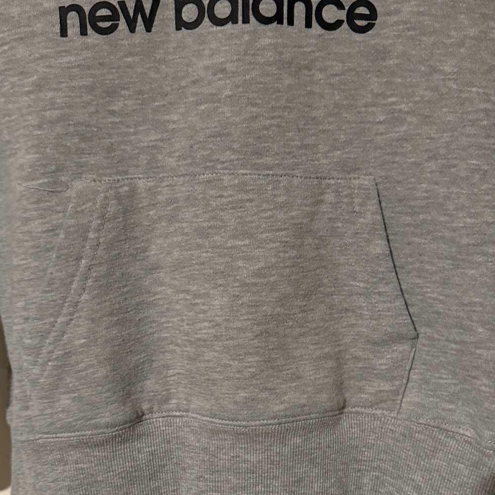 New Balance Light Gray Kids Hoodie with Logo - Picture 4 of 6